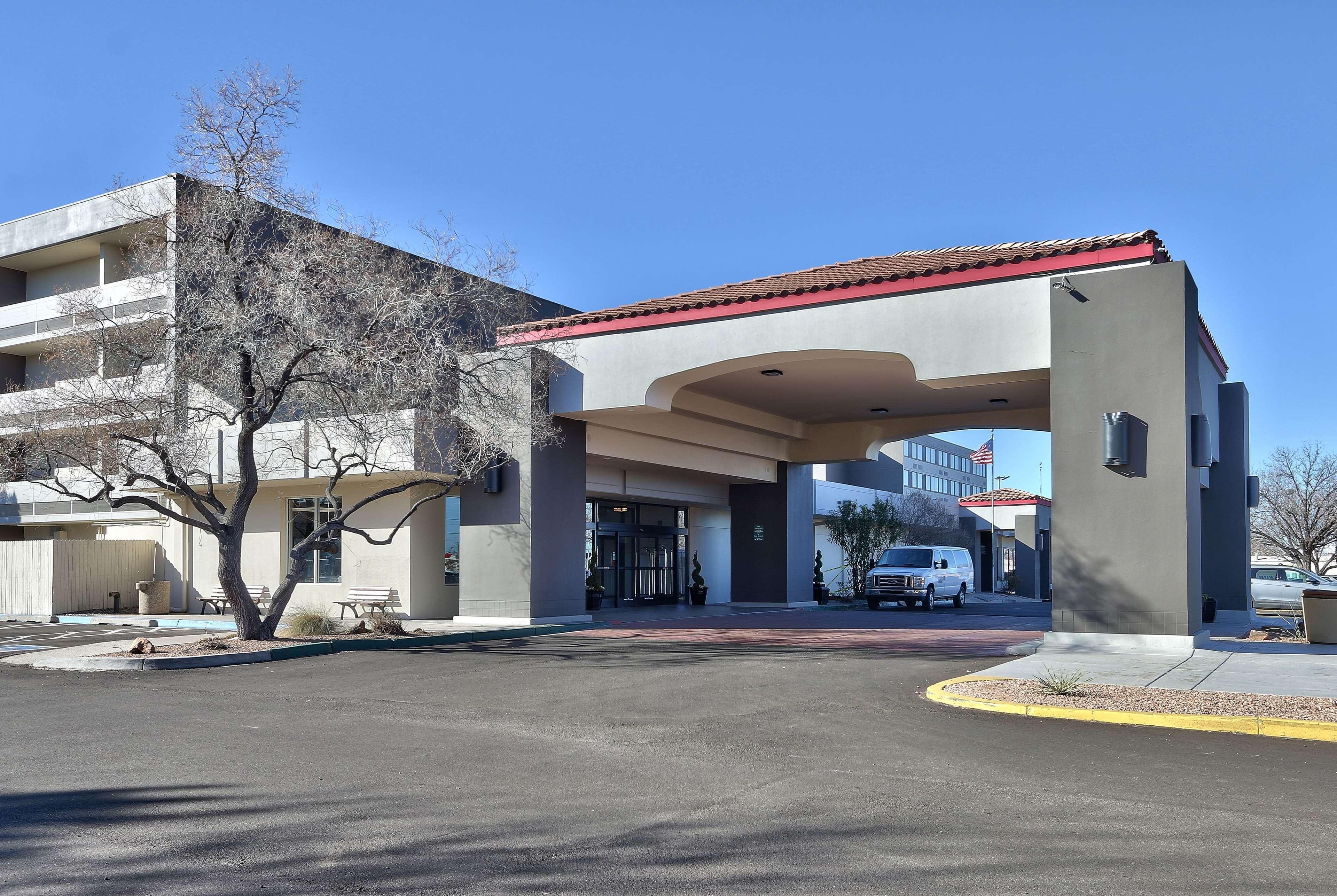 Ramada By Wyndham Albuquerque Midtown Hotel Exterior foto